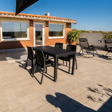 Francesca's Terrace Overlooking The Sea * Fiumicino